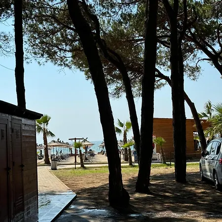 Апартаменты Seaside Aaron *